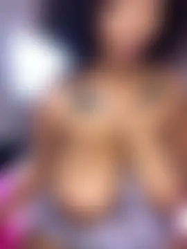 LoveBustyX's Webcam Show