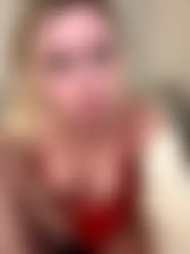 SexySaraxxoo's Live Sex Cam Show