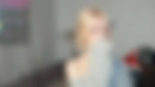 LaureMestler's Live Sex Cam Show