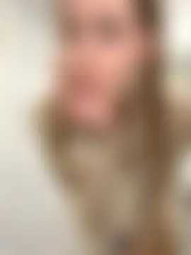 kira_mia's Webcam Show