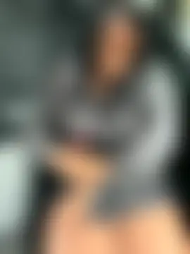 queendommi's Webcam Show