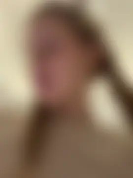 kira_mia's Webcam Show