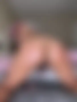 Kiki_hammyy's Webcam Show