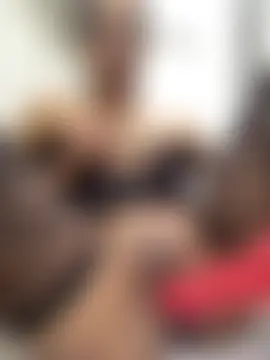 chanell95's Live Sex Cam Show