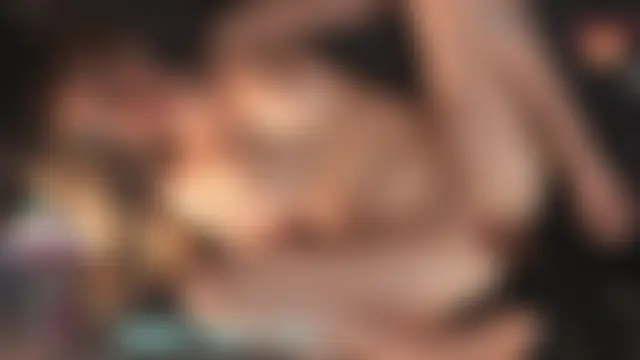 --TwistyLemonSizzle--'s Webcam Show