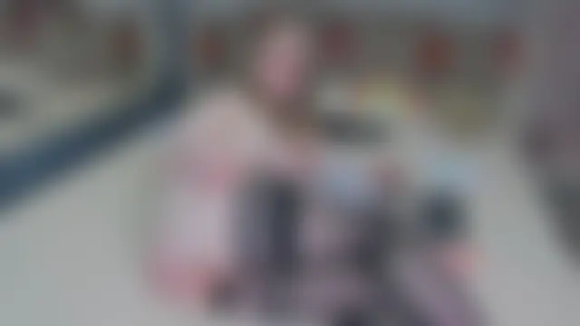 AprilHughes' Live Sex Cam Show