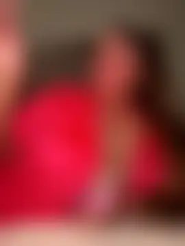 naughtychelseaxox's Live Sex Cam Show