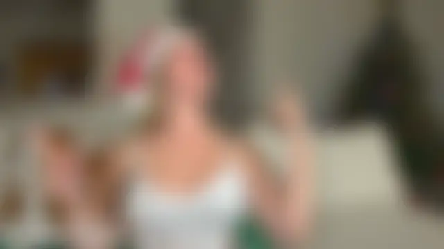 boomboomr00m's Webcam Show