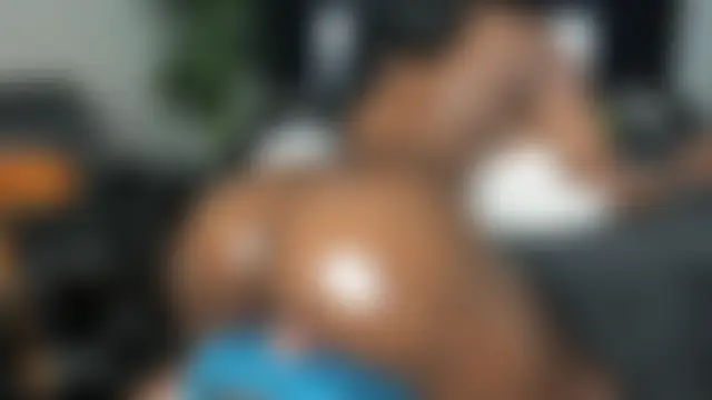 naughty_bigass' Webcam Show