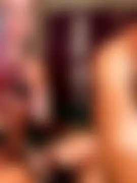 SusieandLacey's Webcam Show