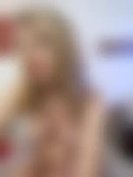 LeaHotxx's Live Sex Cam Show