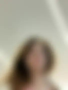 -AngelAri-'s Live Sex Cam Show