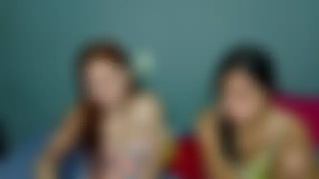 strawberrymia68's Webcam Show