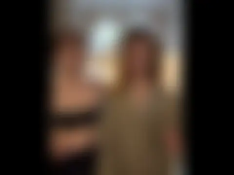 Nura_n_Sarah's Webcam Show