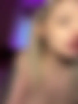 HugeBoobsAlice's Webcam Show