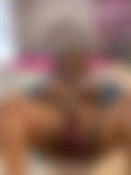 BigFineSelena's Webcam Show