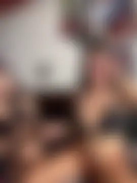 PamelaFtMia's Webcam Show