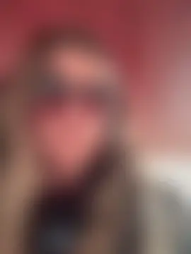 emma_tour's Webcam Show