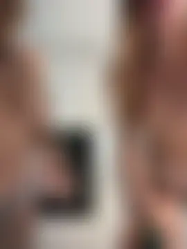 elloriah's Webcam Show