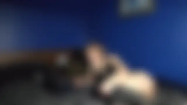 TsZoey13's Webcam Show