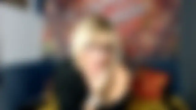 NAWTYClassyBritMILF's Live Sex Cam Show