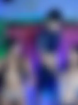 royalgirls_x's Webcam Show