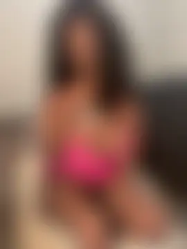 RawHoneyTrap's Webcam Show