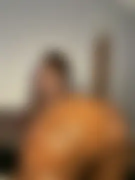 AddictiveMassiveBooty's Live Sex Cam Show