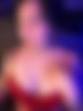 kimmiakiss22's Webcam Show