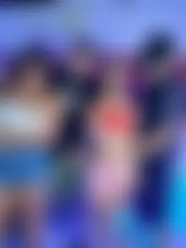 royalgirls_x's Webcam Show