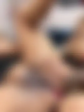 Suyin_squirt22's Webcam Show