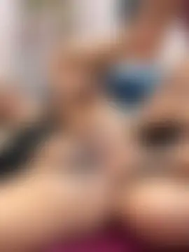 Suyin_squirt22's Webcam Show