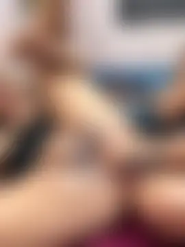 Suyin_squirt22's Webcam Show