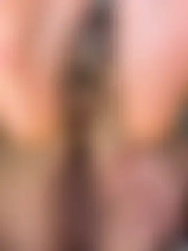 SQUIRTINGQUEEN11's Webcam Show