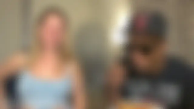 boomboomr00m's Webcam Show