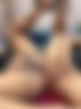 Suyin_squirt22's Webcam Show