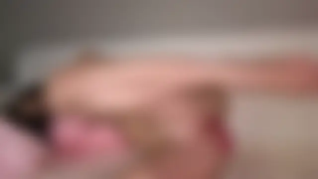 Ella_lee15's Webcam Show