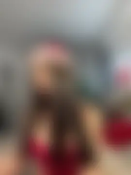 CurlyLara's Live Sex Cam Show