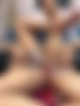 Suyin_squirt22's Webcam Show