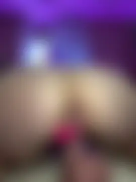 HugeBoobsAlice's Webcam Show