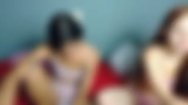 strawberrymia68's Webcam Show