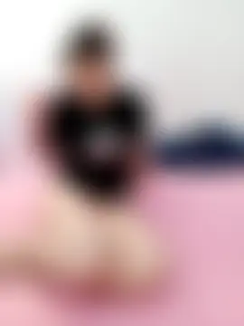 Aleioji10's Live Sex Cam Show