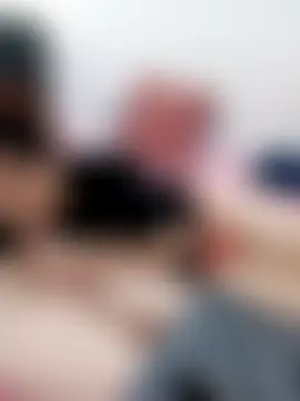 Aleioji10's Live Sex Cam Show