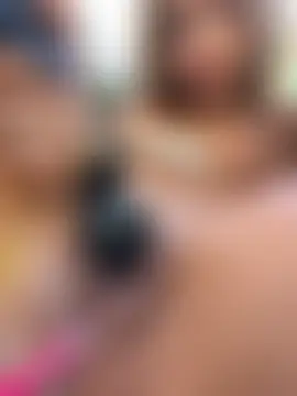 MystiqueXXX's Webcam Show