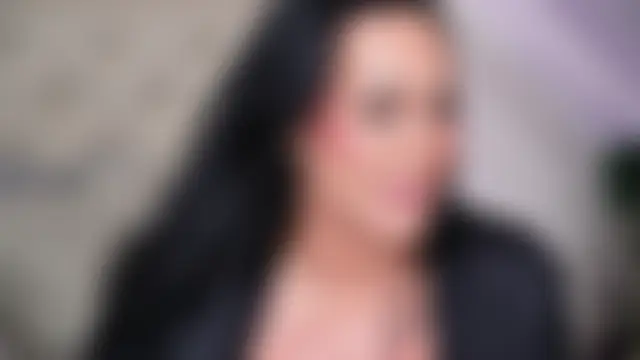 hotmilfbitch's Live Sex Cam Show