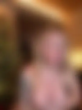 EmaSalis' Live Sex Cam Show