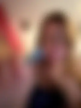 honeybee2033's Webcam Show