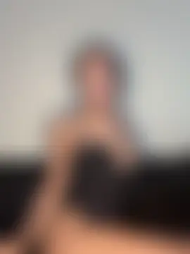 yourfavegirlnextdoor's Live Sex Cam Show