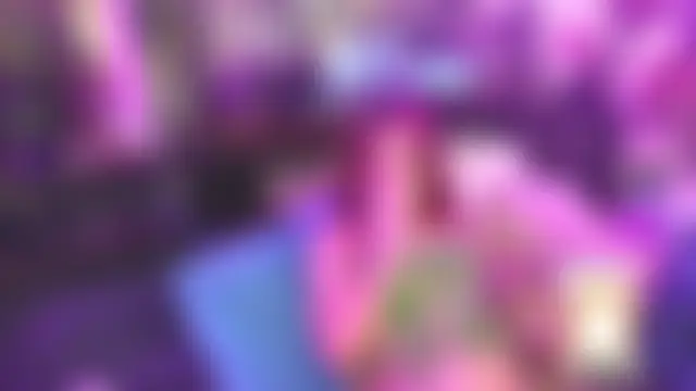 18BaddieNextDoor's Webcam Show