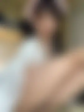 Yiyi-707's Webcam Show